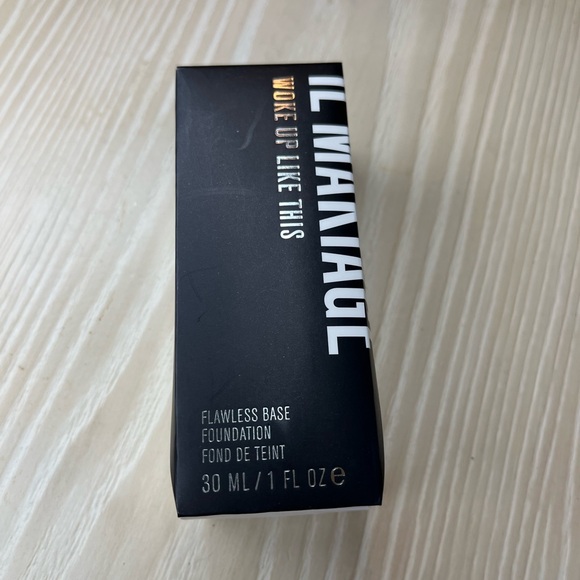 IL MAKIAGE Woke Up Like This Flawless Base Foundation- Radiant glow GL #60 - Picture 1 of 3